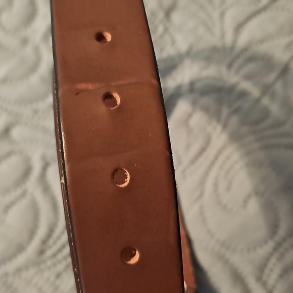 Timberland Brown Leather Belt with Metal Buckle - Picture 5 of 8